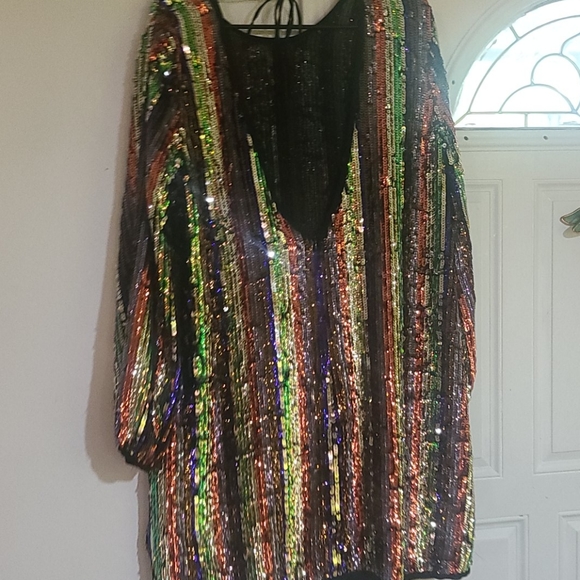 Dress - Picture 3 of 4